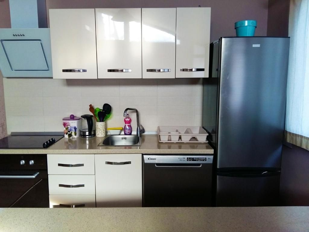 Apartmajska hiša s tremi apartmaji in garsonjero, Pula