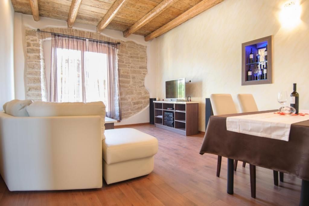 Hiša Poreč, 300m2