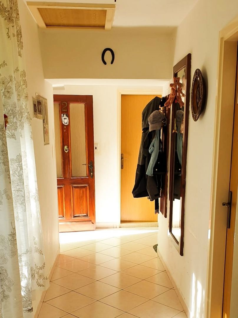 Dvosobno stanovanje v starem mestnem jedru Labine