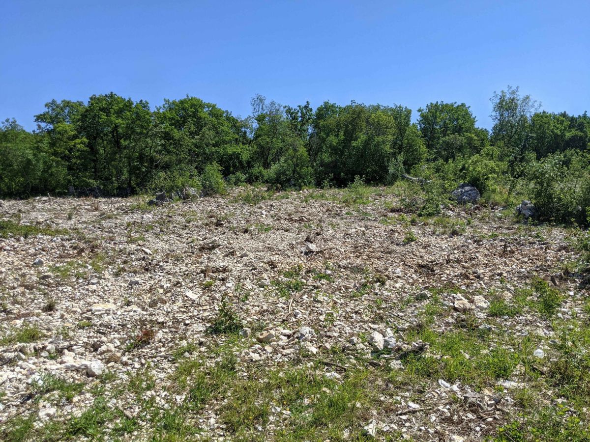 Labin, Gradbeno zemljišče s pogledom na morje 835 m2