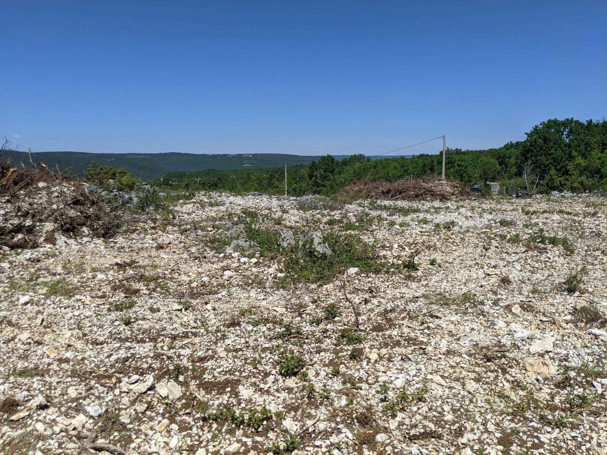 Labin, Gradbeno zemljišče s pogledom na morje 835 m2