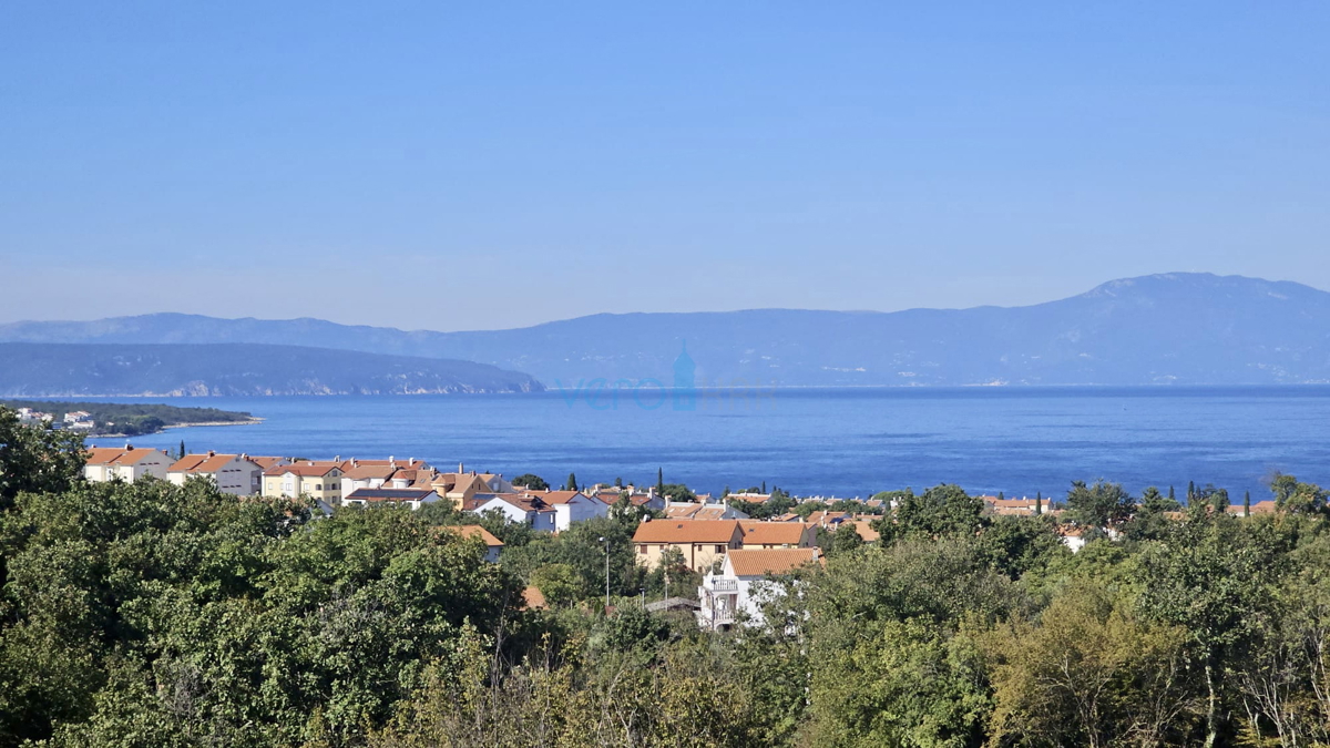 Malinska, okolica, Enosobno stanovanje 39m2 v drugem nadstropju s pogledom na morje, prodamo