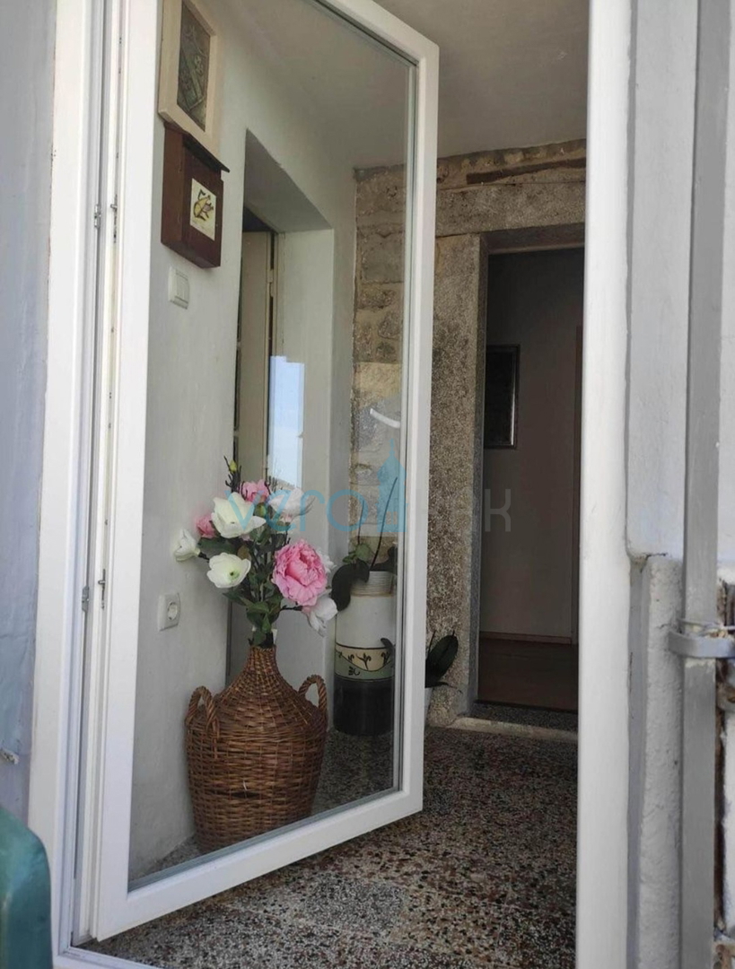 Novi Vinodolski, Bribir, kamnita hiša s čudovitim pogledom na morje, prodaja