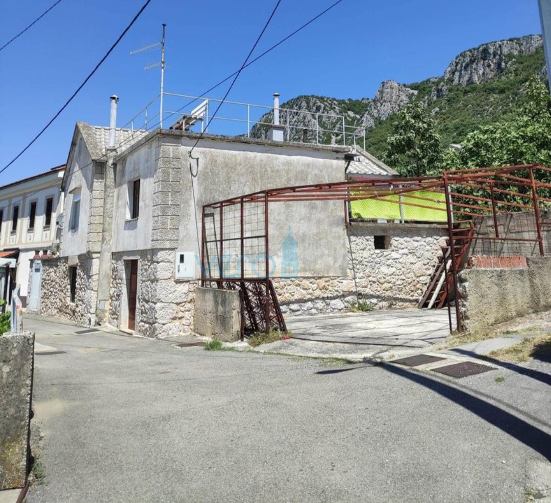 Novi Vinodolski, Bribir, kamnita hiša s čudovitim pogledom na morje, prodaja