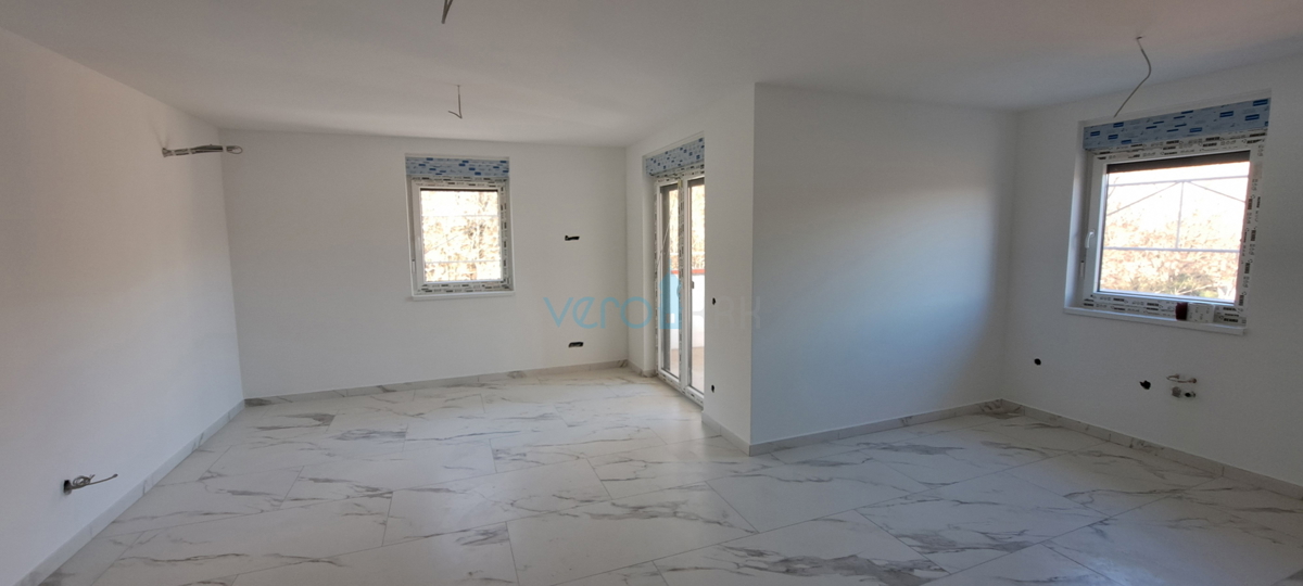 Uvala Soline, otok Krk, okolica, dvosobno stanovanje v nadstropju, terasa, novogradnja, razgled, prodaja