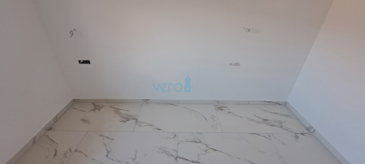 Uvala Soline, otok Krk, okolica, dvosobno stanovanje v nadstropju, terasa, novogradnja, razgled, prodaja