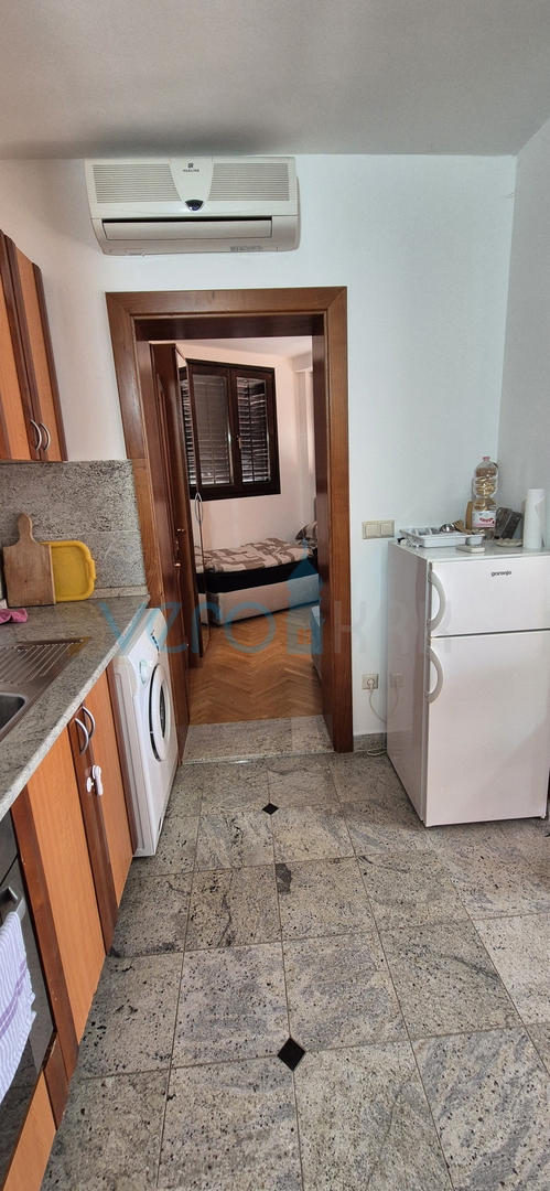 Mesto Krk, otok Krk, dvosobno stanovanje v 1. nadstropju, pogled na morje, prodaja