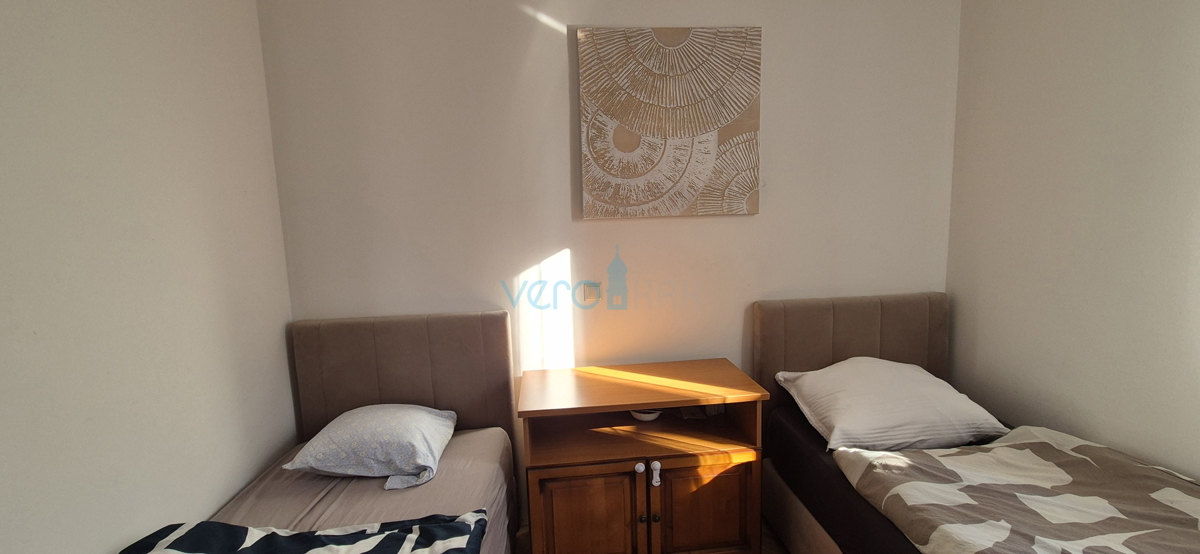 Mesto Krk, otok Krk, dvosobno stanovanje v 1. nadstropju, pogled na morje, prodaja