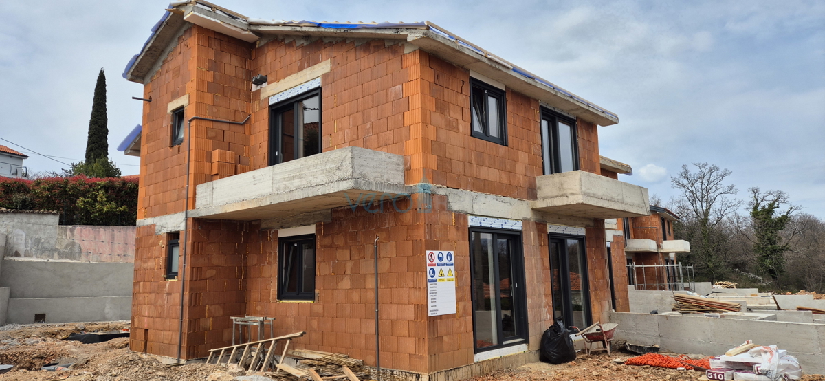 Otok Krk, zaliv Soline, novogradnja, dvojna hiša s bazenom, razgled, prodaja