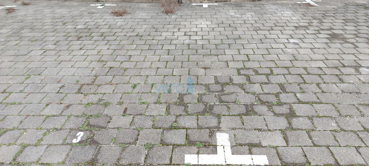 Šilo, otok Krk, stanovanje 44 m2, pogled na morje, bazen, prodaja