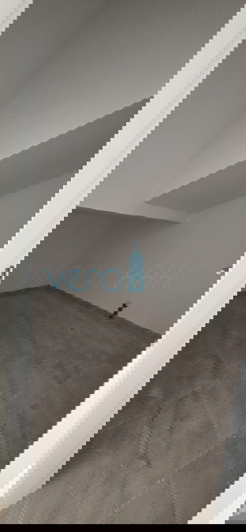 Otok Krk, Njivice, stanovanje v pritličju 40 m2, terasa, razgled, prodaja