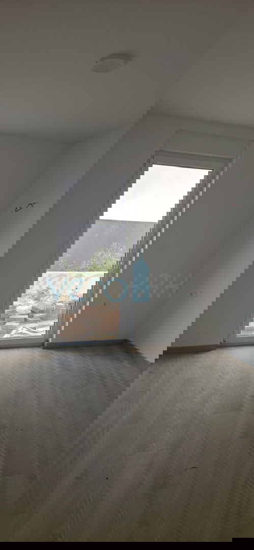 Otok Krk, Njivice, stanovanje v pritličju 40 m2, terasa, razgled, prodaja