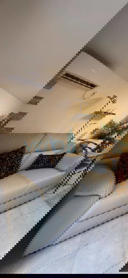 Uvala Soline, otok Krk, samostojna hiša, razgled, zemljišče, 70 m do morja, masažna kad, prodaja