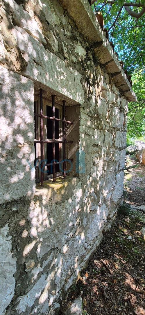 Uvala Soline, okolica, kamnita pritlična hiša, vrt, mirna lokacija, razgled, prodaja
