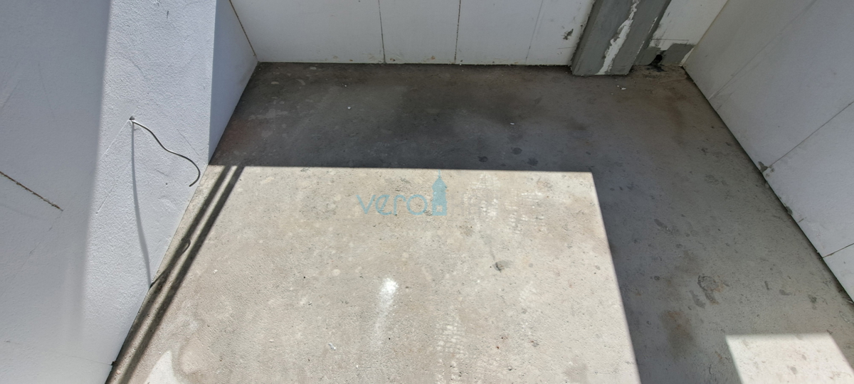 Uvala Soline, otok Krk, okolica, dvosobno stanovanje v 2. nadstropju, terasa, novogradnja, prodaja