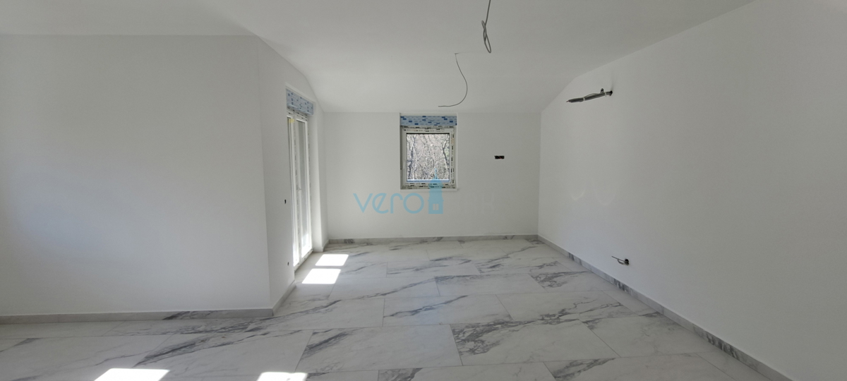 Uvala Soline, otok Krk, okolica, dvosobno stanovanje v 2. nadstropju, terasa, novogradnja, prodaja