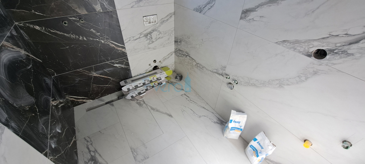 Uvala Soline, otok Krk, okolica, dvosobno stanovanje v 2. nadstropju, terasa, novogradnja, prodaja