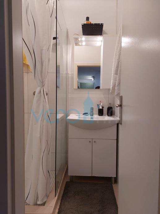 Omišalj, Njivice, Apartma 47 m2 na odlični lokaciji blizu morja, prodamo