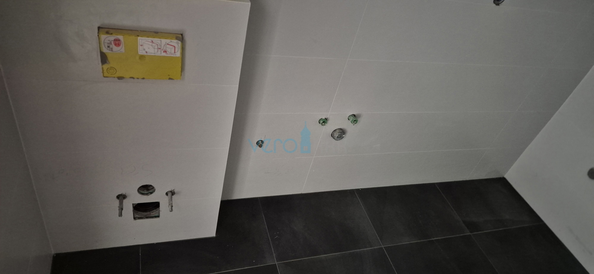 Uvala Soline, otok Krk, dvosobno stanovanje v nadstropju, razgled, novogradnja, prodaja
