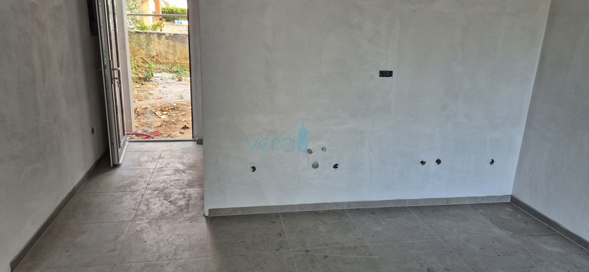Uvala Soline, otok Krk, dvosobno stanovanje v nadstropju, razgled, novogradnja, prodaja