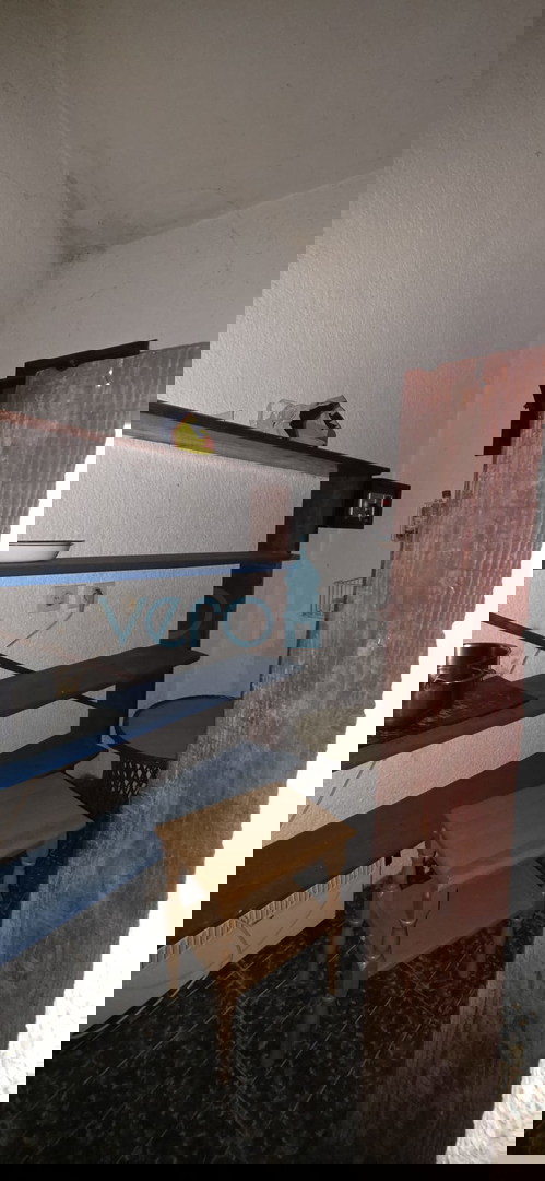 Senj, okolica, družinska hiša velikosti 150 m2 na zemljišču 1000 m2, pogled na morje, prodaja