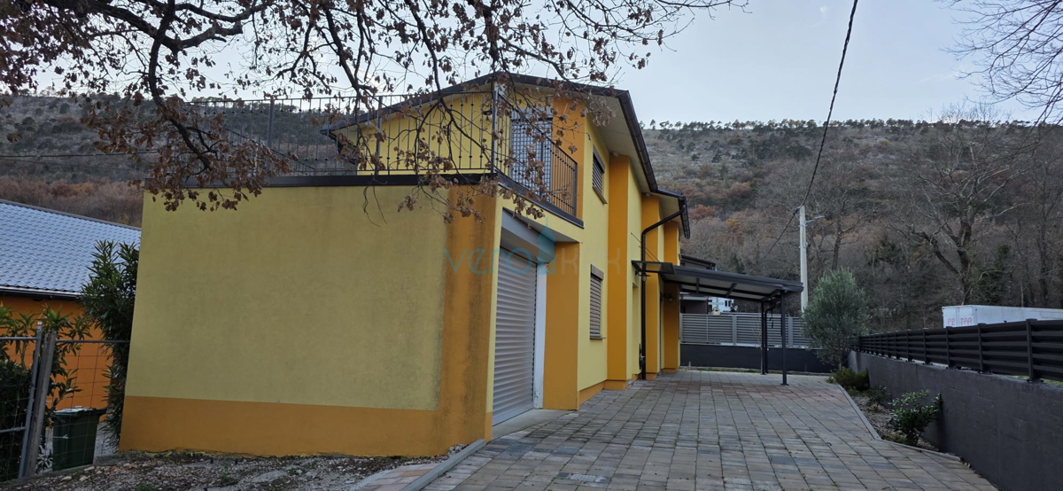 Novi Vinodolski, Bribir, okolica, samostojna hiša z garažo in teraso, prodaja