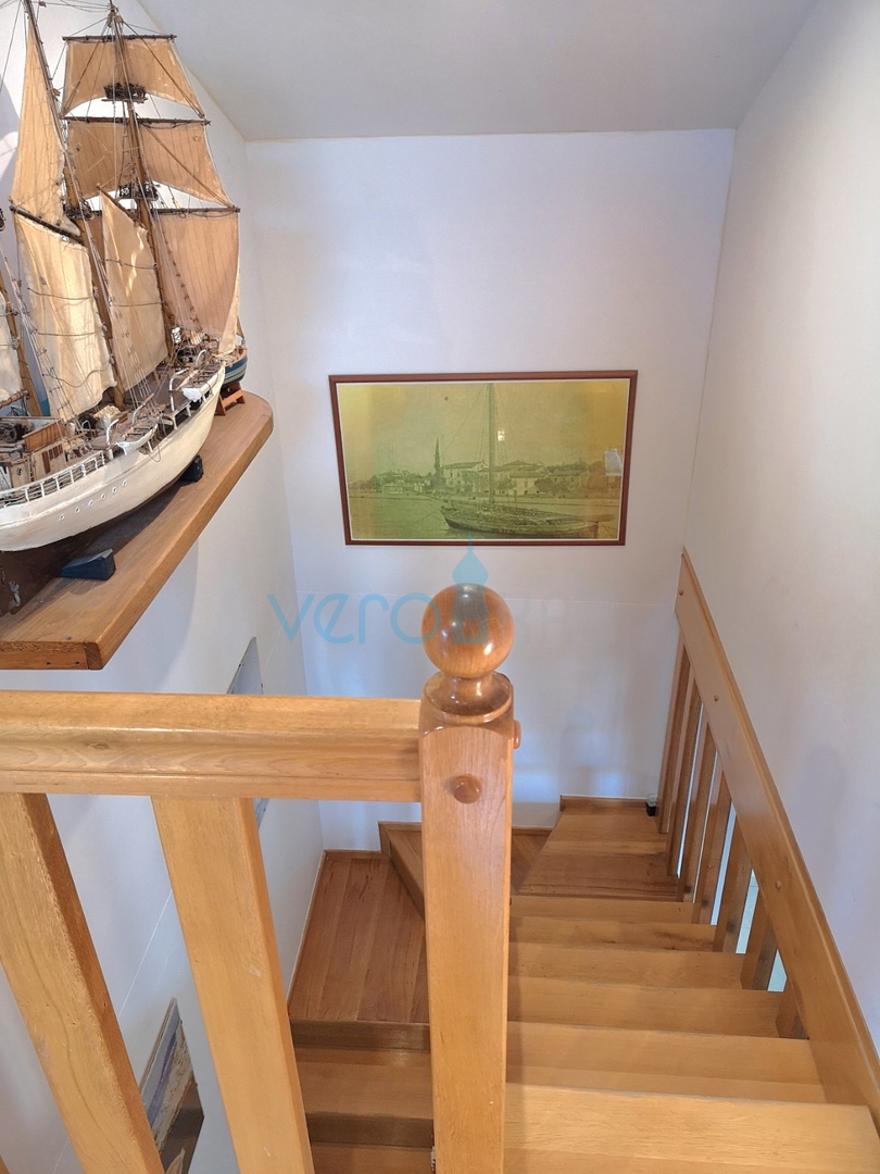Malinska, Dvoetažni apartma s pogledom na morje