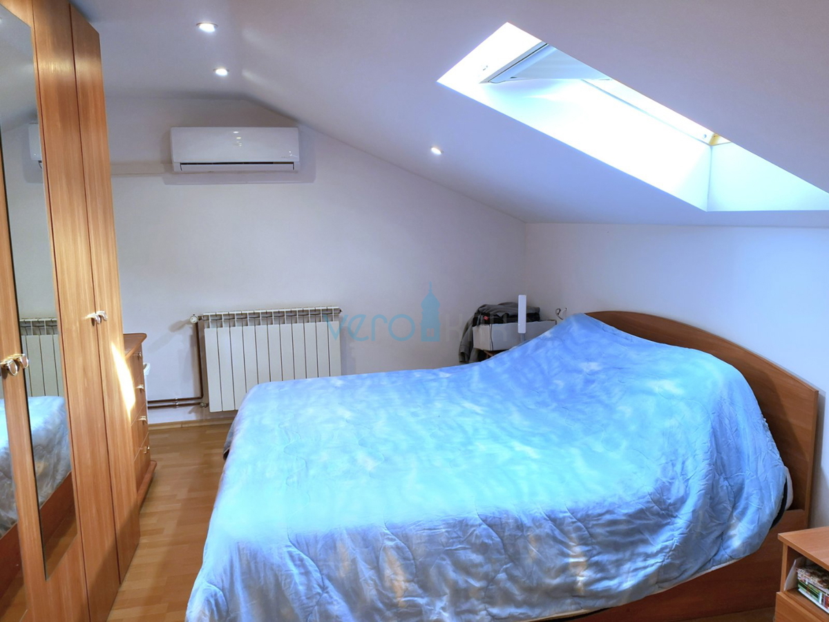 Malinska, Dvoetažni apartma s pogledom na morje