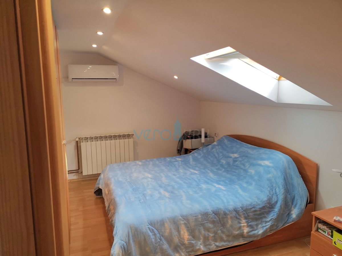 Malinska, Dvoetažni apartma s pogledom na morje