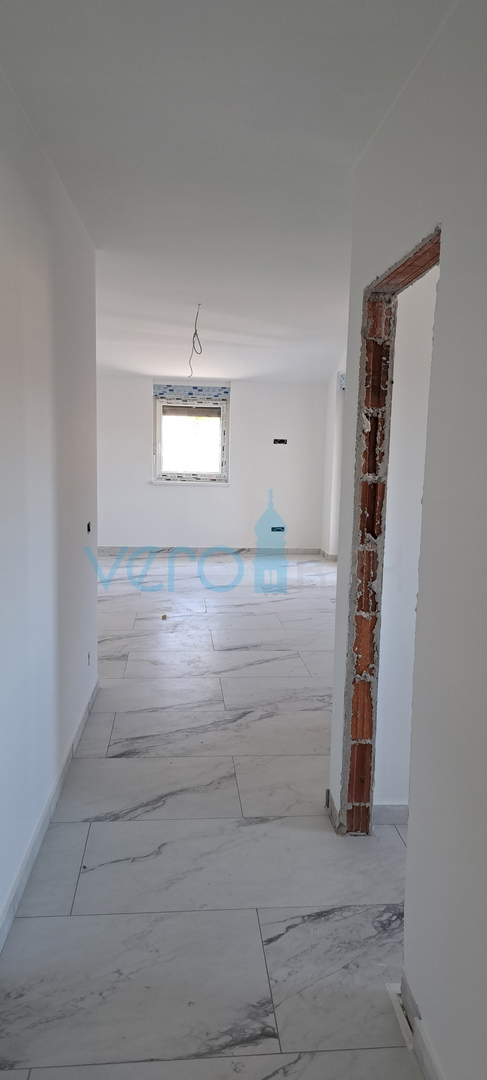 Uvala Soline, otok Krk, okolica, dvosobno stanovanje v 2. nadstropju, 2 terasi, novogradnja, razgled, prodaja