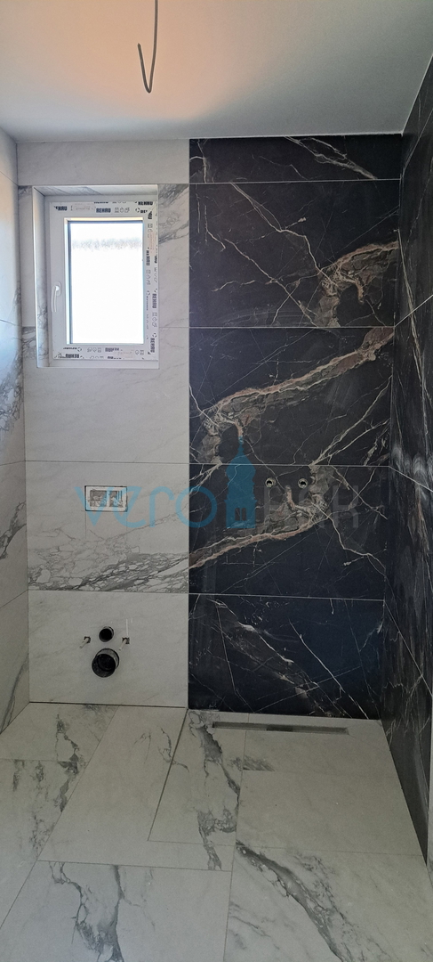 Uvala Soline, otok Krk, okolica, dvosobno stanovanje v 2. nadstropju, 2 terasi, novogradnja, razgled, prodaja