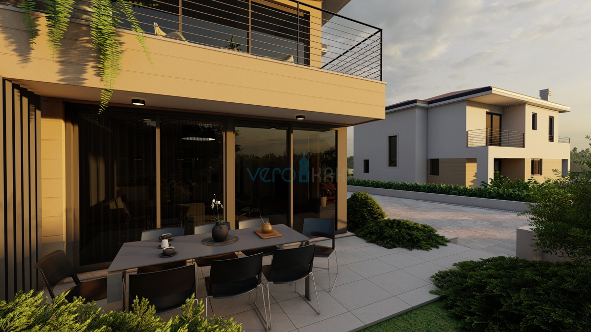 Otok Krk, Malinska, gradbena zemljišča 622m2 in 540m2 z gradbenim dovoljenjem, prodaja
