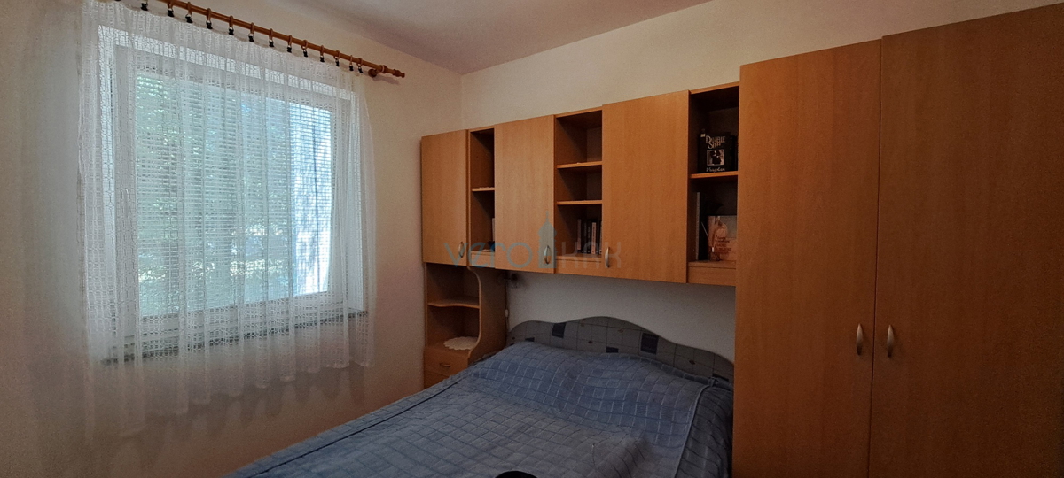 Malinska, okolica, otok Krk, samostojna hiša, garaža, vrt, prodaja