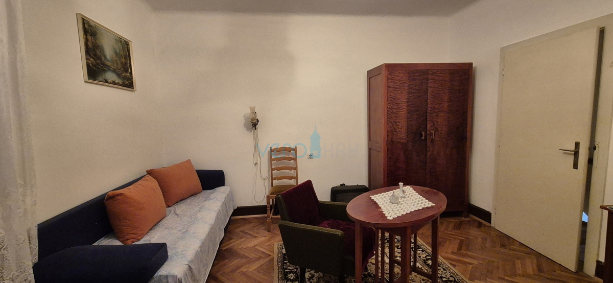 Dobrinj, otok Krk, samostojna kamnita hiša, pogled na morje, terasa, konoba, prodamo