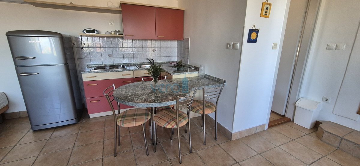 Malinska, otok Krk, dvojna hiša s pogledom, zemljišče, bližina morja, prodaja