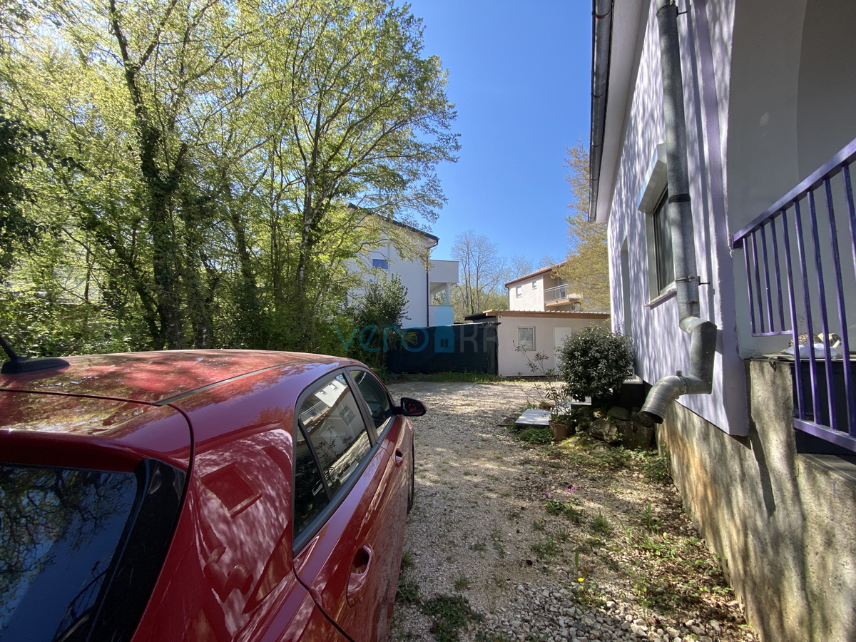 Otok Krk, Dobrinj, okolica, dvojna kuća z dvema apartmajnama, pogled, zemljišče, prodaja