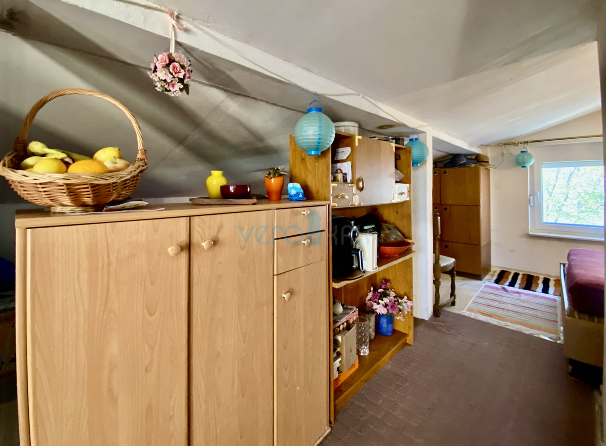 Otok Krk, Dobrinj, okolica, dvojna kuća z dvema apartmajnama, pogled, zemljišče, prodaja