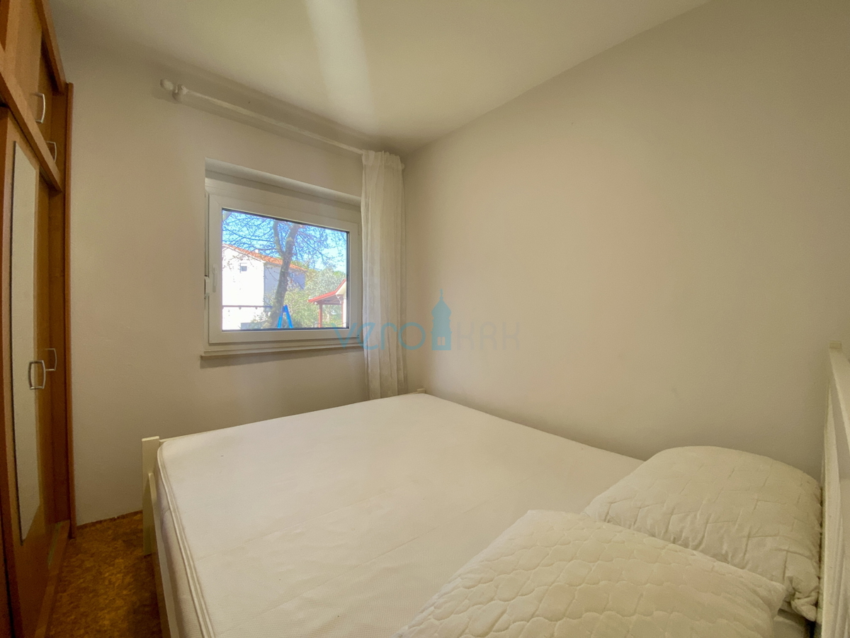 Otok Krk, Dobrinj, okolica, dvojna kuća z dvema apartmajnama, pogled, zemljišče, prodaja
