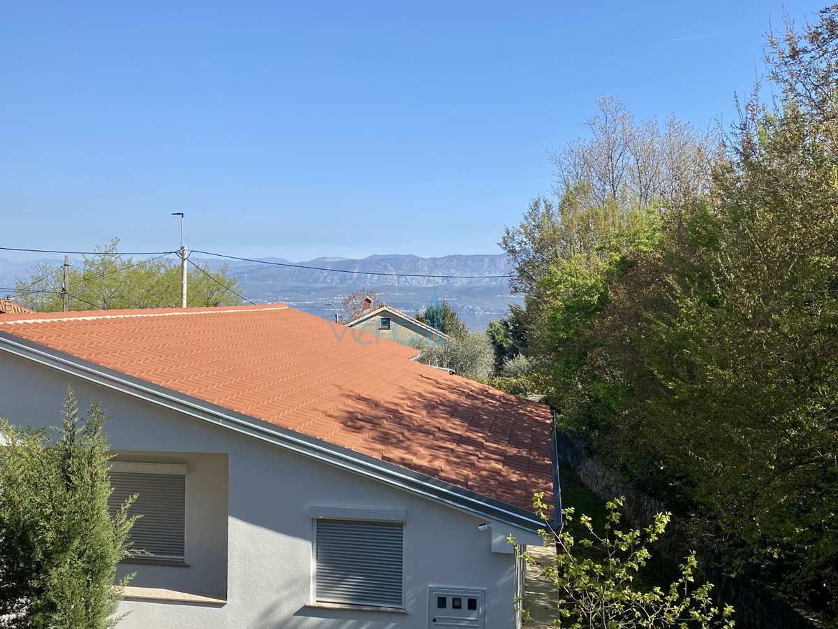 Otok Krk, Dobrinj, okolica, dvojna kuća z dvema apartmajnama, pogled, zemljišče, prodaja