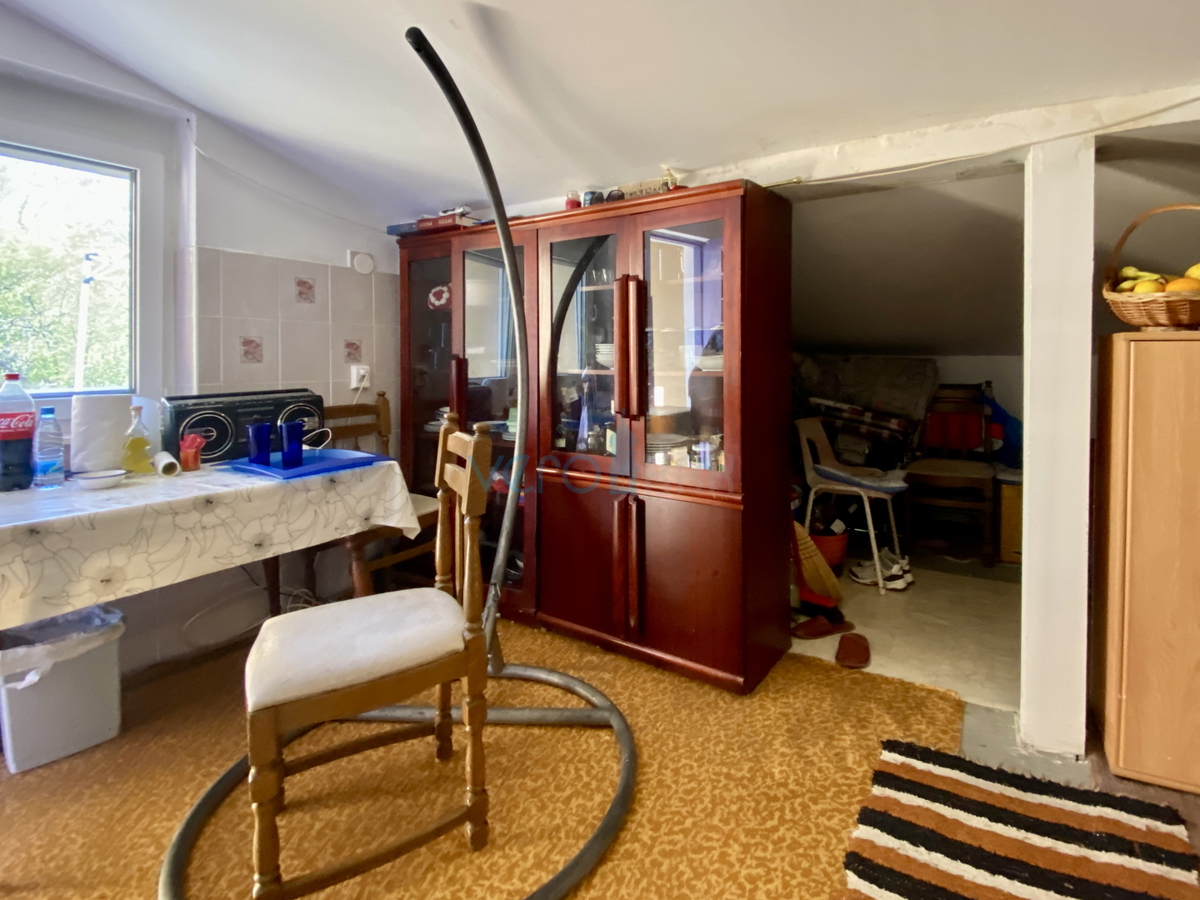 Otok Krk, Dobrinj, okolica, dvojna kuća z dvema apartmajnama, pogled, zemljišče, prodaja