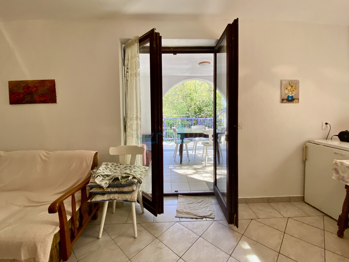 Otok Krk, Dobrinj, okolica, dvojna kuća z dvema apartmajnama, pogled, zemljišče, prodaja
