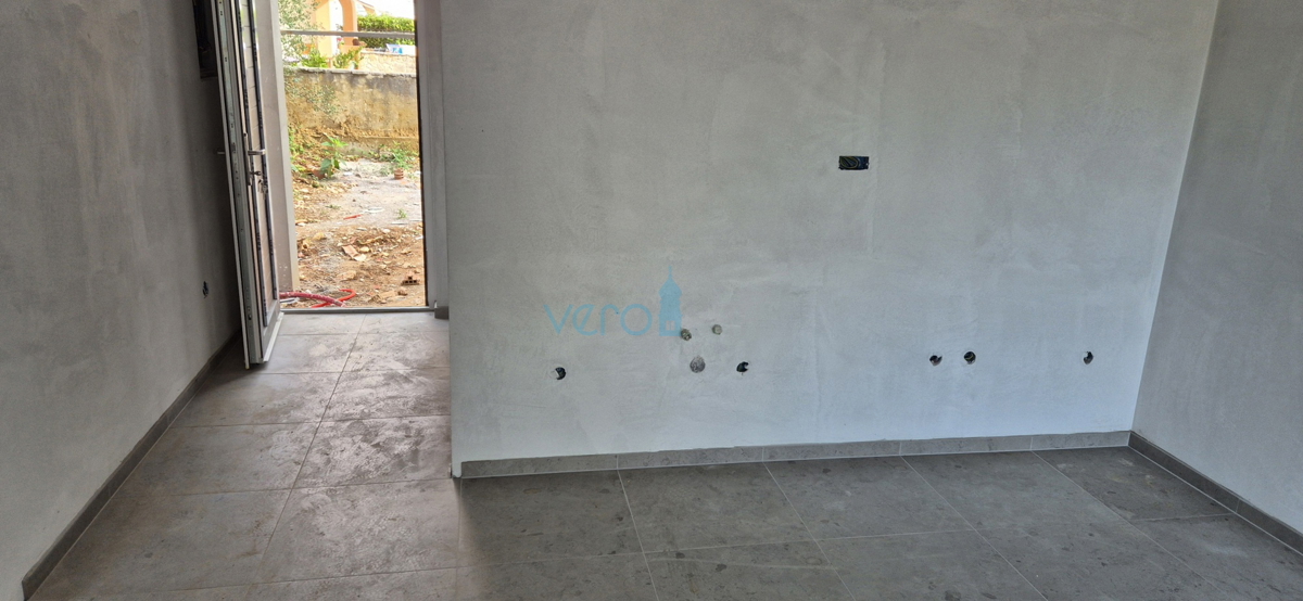 Uvala Soline, otok Krk, dvosobno stanovanje v nadstropju, razgled, novogradnja, prodaja