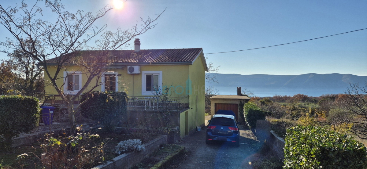 Otok Krk, mesto Krk, širša okolica, samostojna hiša, 110 m2, pogled na morje, zemljišče 980 m2, prodaja