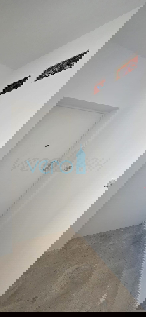 Istra, Novigrad, dvosobno stanovanje 78 m2, 1. nadstropje, novogradnja, terasa, pogled na morje, prodaja