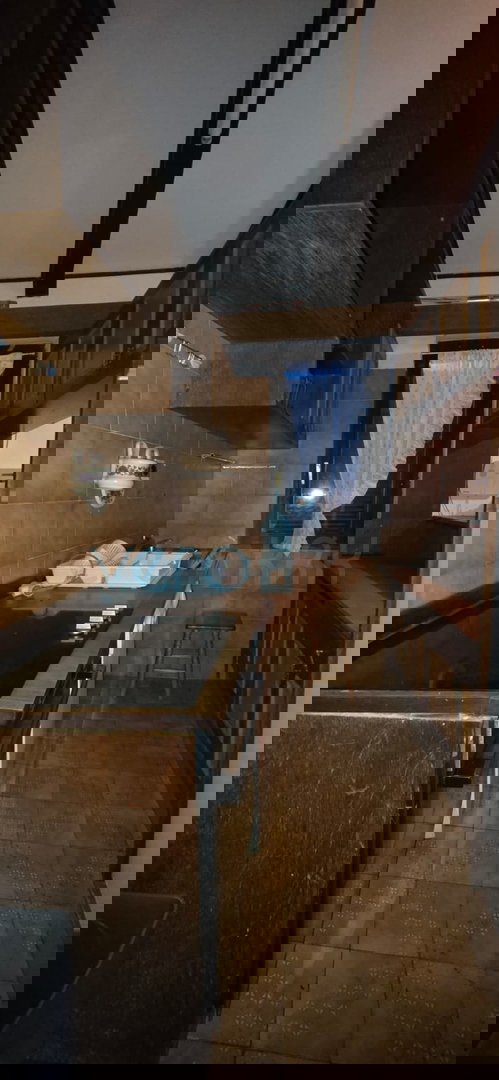 Novi Vinodolski, Bribir, dvojna hiša 115 m2 z zemljiščem 800 m2, prodaja