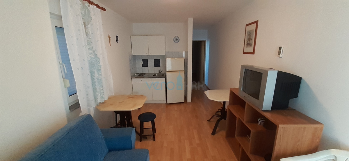 Otok Krk, Šilo, hiša s petimi apartmaji v bližini morja, prodaja