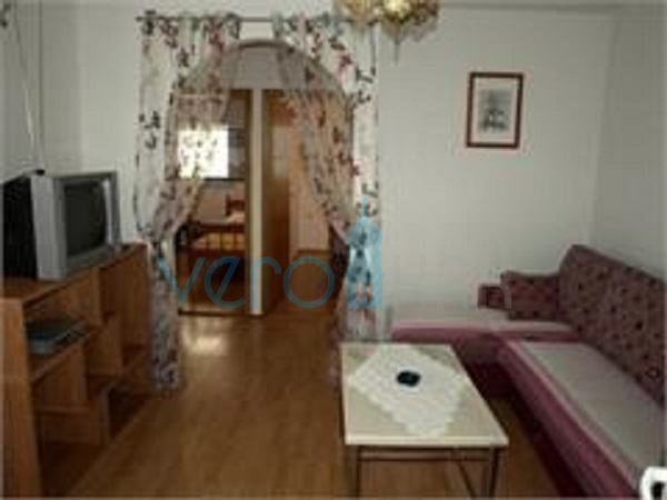 Otok Krk, Šilo, hiša s petimi apartmaji v bližini morja, prodaja