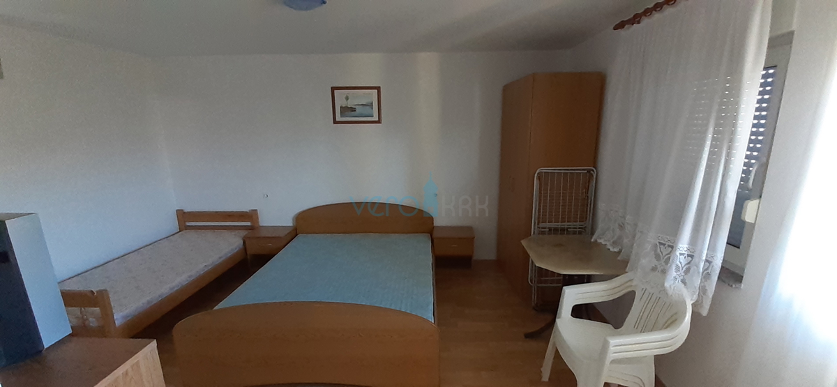 Otok Krk, Šilo, hiša s petimi apartmaji v bližini morja, prodaja