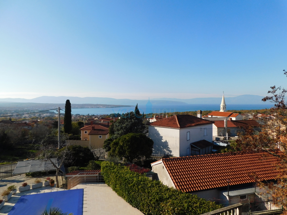 Malinska, vrstna hiša s panoramskim pogledom na morje