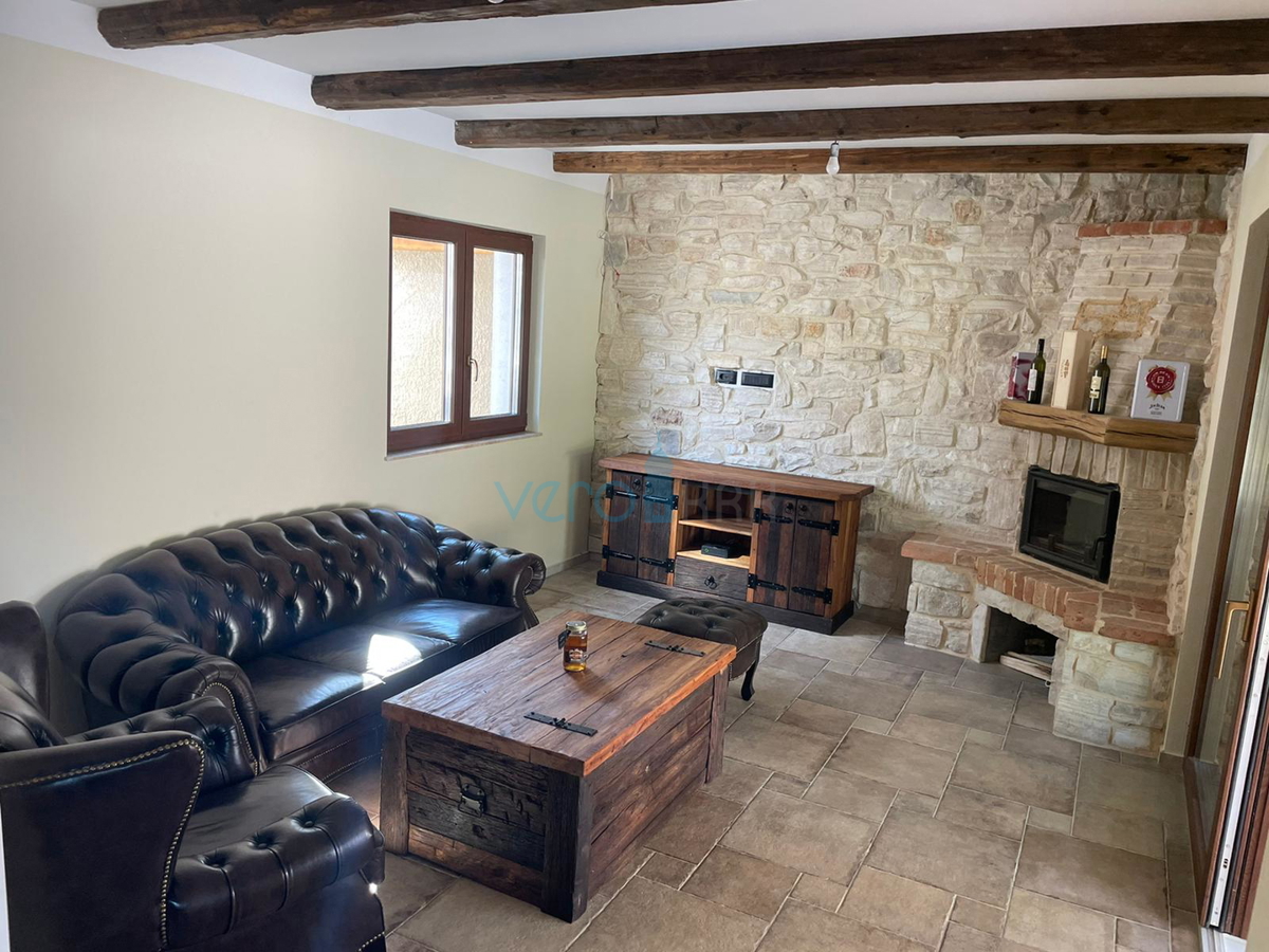 Zaliv Soline, okolica, Moderna kamnita vila z bazenom, 200 m2, prodamo